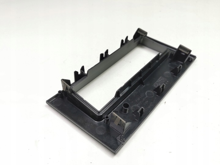 CHÂSSIS RADIO FORD MONDEO 2000-2007 (GE) OE 1307110
