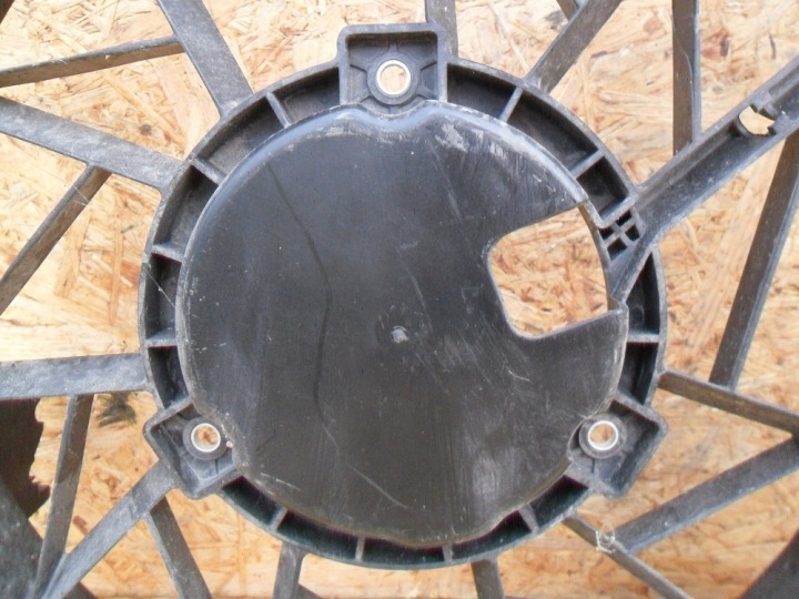 MERCEDES B-KLASSA W245 2005-OBUDOWA VENTILATEUR