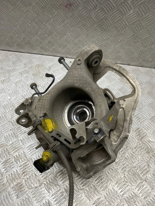 MOYEU ARRIÈRE DROIT ROUES AUDI 971505436J ÉLECTRIQUE 350KW 2021