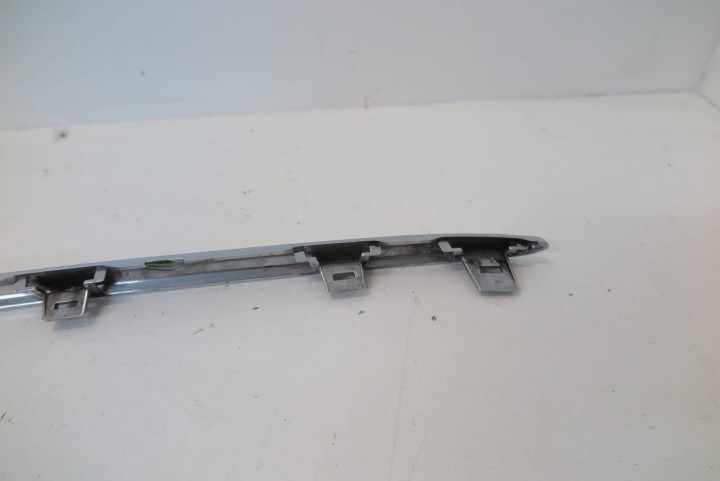 MOULURE CHROME PARE-CHOCS ARRIÈRE TOYOTA AURIS II E180 5275102100