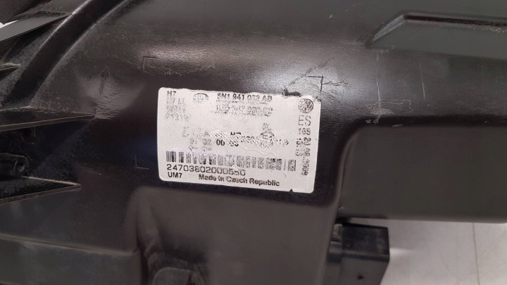 VW TIGUAN 5N1 5N I 1 07-11 PHARE DROITE AVANT AVANT EN BON ÉTAT EUROPE