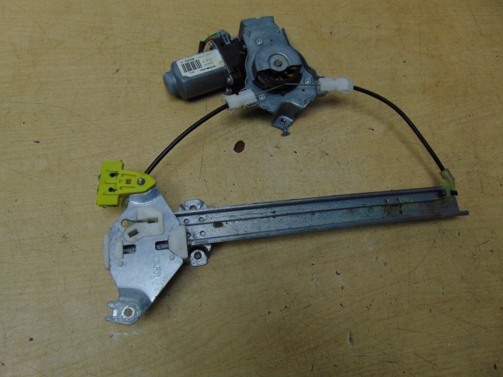 MÉCANISME VITRES ÉLECTRIQUE DROIT ARRIÈRE NISSAN QASHQAI J10 EUROPE 402052A
