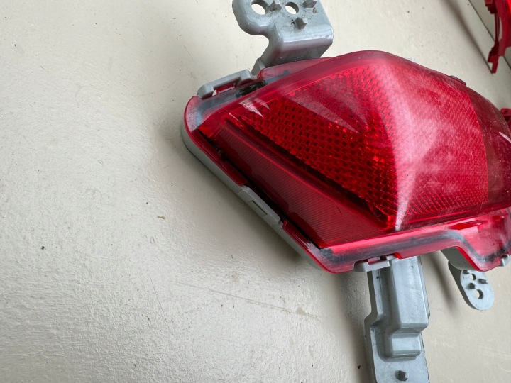 HYUNDAI I30 III 17R- PHARE ANTIBROUILLARD ARRIÈRE GAUCHE GAUCHE ARRIÈRE 92405-G3100