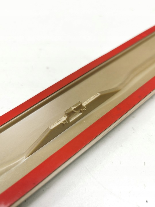 MOULURE PORTES DROIT AVANT OPEL VECTRA B RESTYLAGE UNIVERSEL OE 90586906 9118579