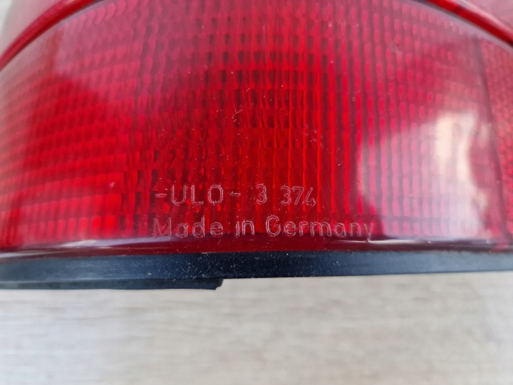 BMW 5 E34 UNIVERSEL GAUCHE PHARE DANS AILE ARRIÈRE ULO3374 K59/209JR