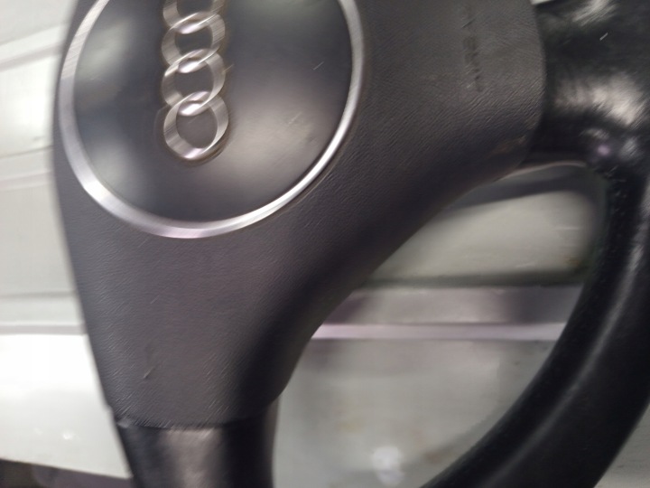 VOLANT CUIR AUDI A3 8P 8P0419091H