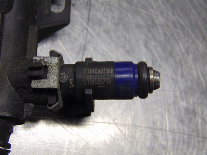 MOULURE INJECTION INJECTEURS JEU SKODA SEAT 1.4 16V ESSENCE EUROPE