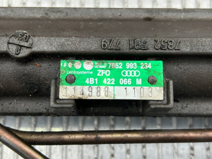 CRÉMAILLÈRE DE DIRECTION SERVOTRONIC AUDI A6 S6 C5