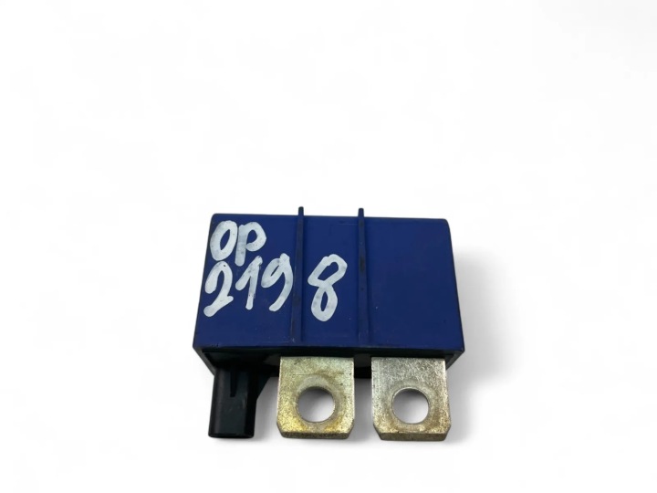 RELAIS VOLVO V40 BERLINE COMPACTE 30659046 32095307 2014