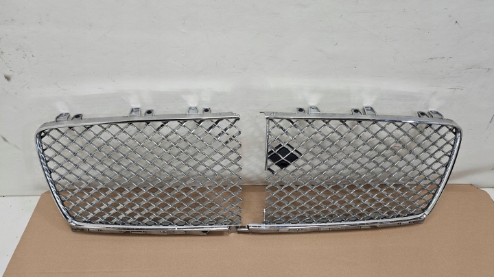 GRILLE GRILLE CALANDRE RADIATEUR BENTLEY CONTINENTAL GT 3SD853667A