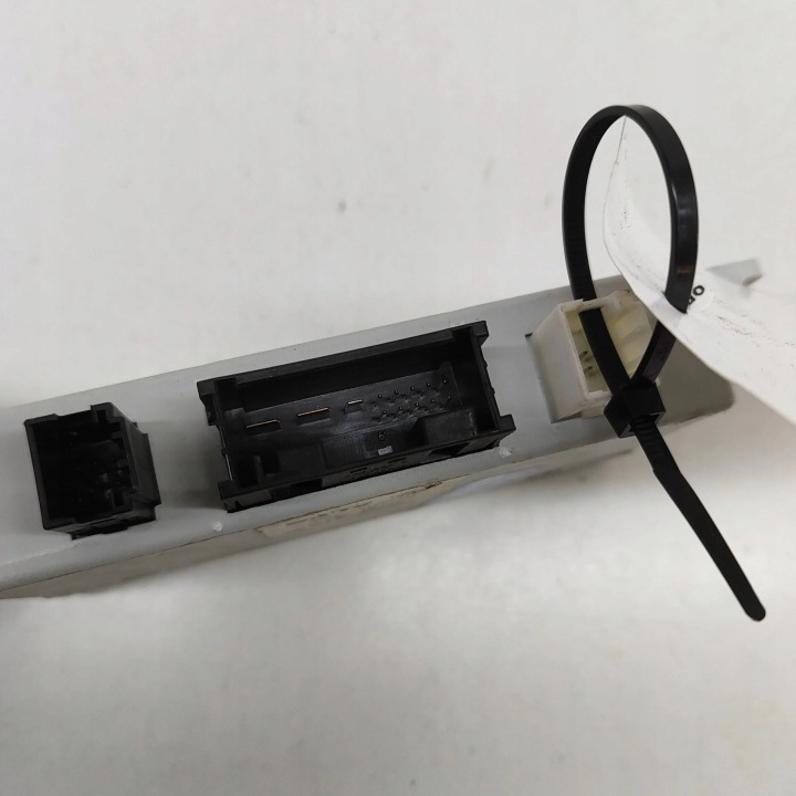 BMW 7 E65 E66 2003 MODULE RELAIS CHAUFFAGE SIÈGES