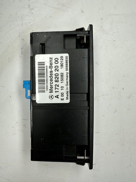 USB MERCEDES-BENZ GLE (W166) A1728202000 3.0L DIESEL 190KW 2015