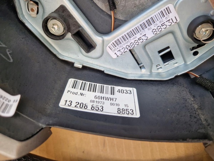 VOLANT CUIR TRÈS EN BON ÉTAT SIGNUM OPEL VECTRA C 2.2