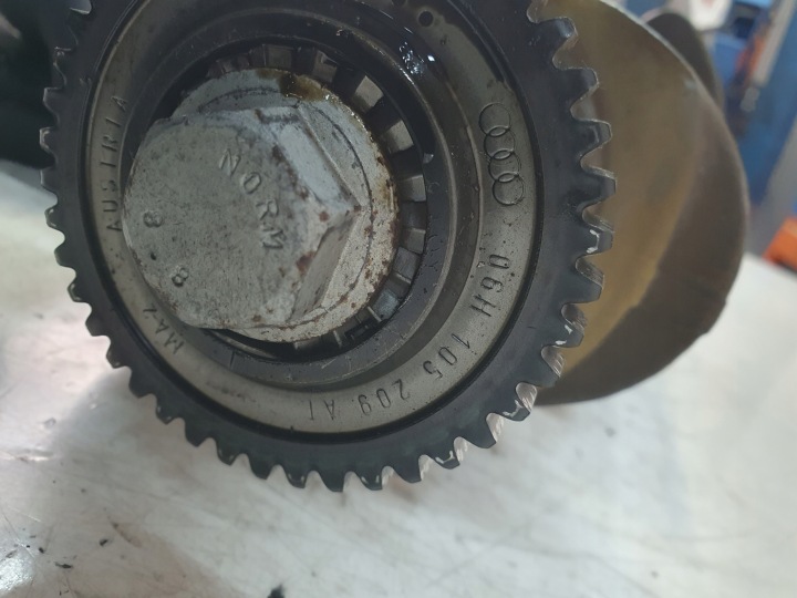 VILEBREQUIN NOMINAL 1.8 TFSI CAB VW SKODA SEAT 06HK