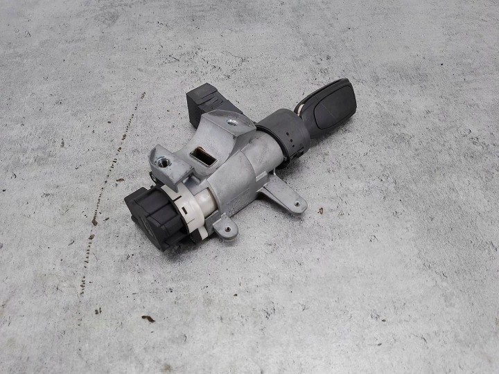 CONTACTEUR D'ALLUMAGE VOLVO XC90 02-14 8621509 2.4 D5