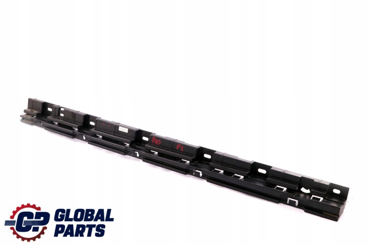 BMW F10 LCI MOULURE FIXATION SEUIL SUPPORT GAUCHE AVANT 7184777