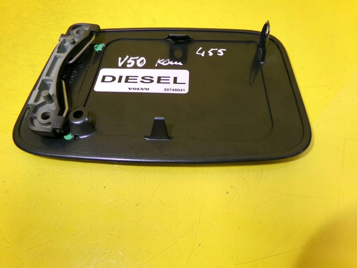CLAPET GOULOTTE DE REMPLISSAGE CARBURANTS CODE LAK: 455 VOLVO V50 UNIVERSEL 30748041 NR46