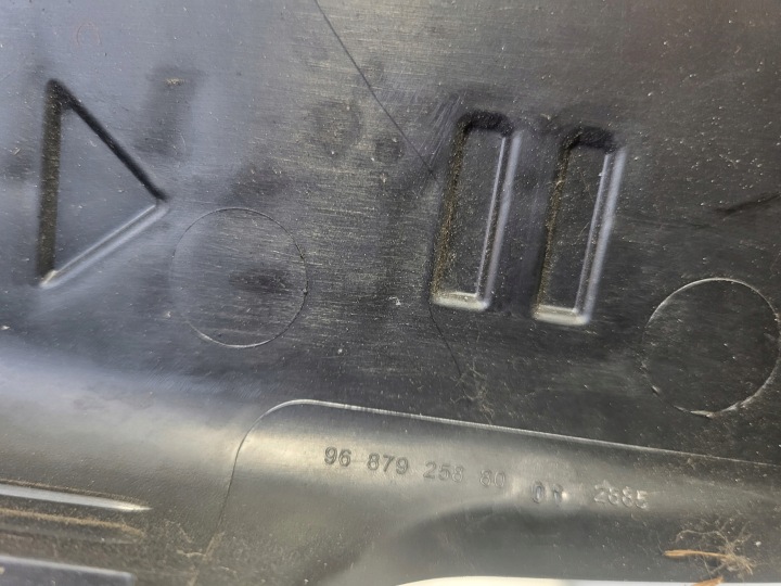 CHÂSSIS PROTECTION FIXATION BOÎTES FUSIBLES PEUGEOT 508 I 9687925880