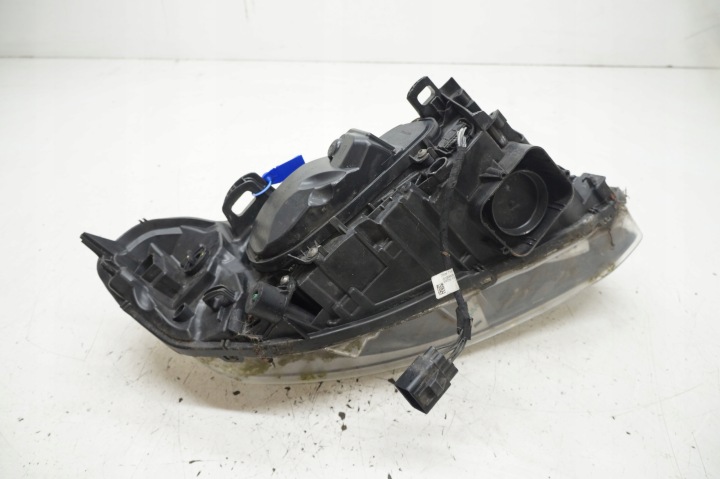 PHARE GAUCHE AVANT AVANT PROJECTEUR UK 31358111 VOLVO XC60 I LIFT