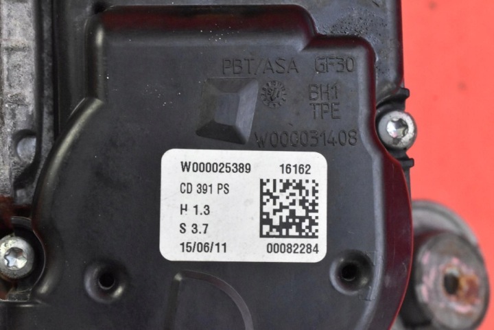 PETIT MOTEUR ESSUIE-GLACES ARRIÈRE DS73-17504-BF FORD MONDEO MK5 UNIVERSEL 14-20