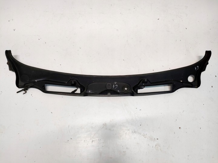 DOUBLURE DE PASSAGE DE ROUE BMW E90 E91 15677210
