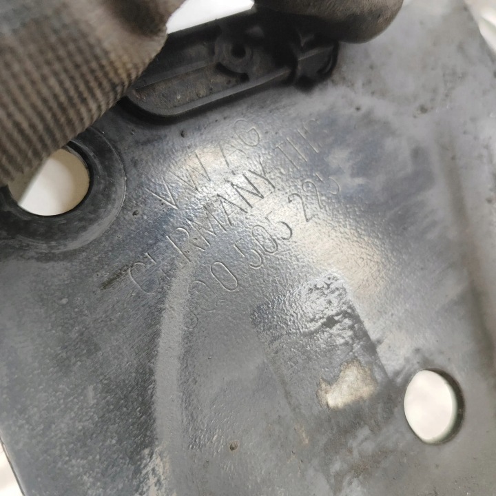 BRAS DE SUSPENSION ARRIÈRE GAUCHE SKODA SUPERB III ESTATE (3V5) 5Q0505225C 31845378 2.0L