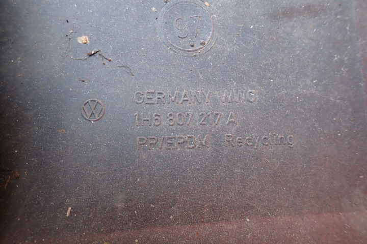 PARE-CHOCS AVANT AVANT VW GOLF III 3