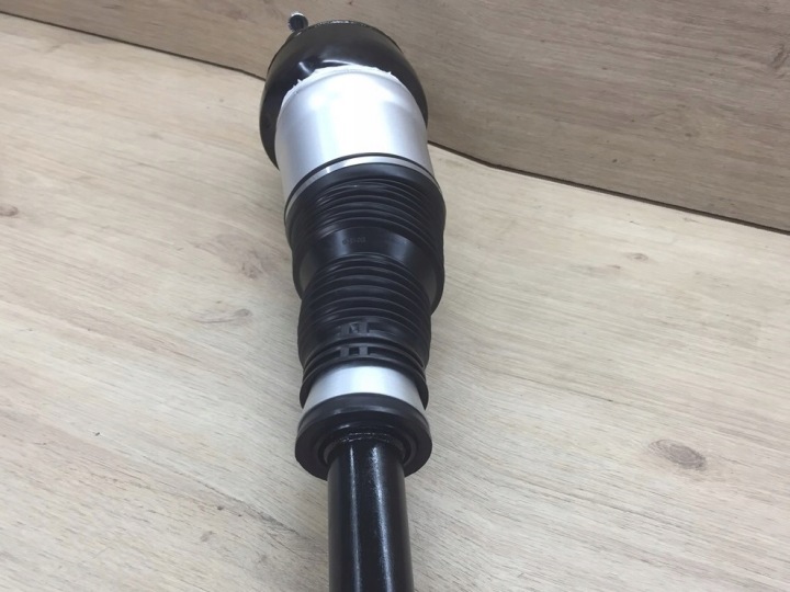 AMORTISSEURS GAUCHE DROIT AVANT A1663202513 A1663202613 VERS ML W166 GLE SUV