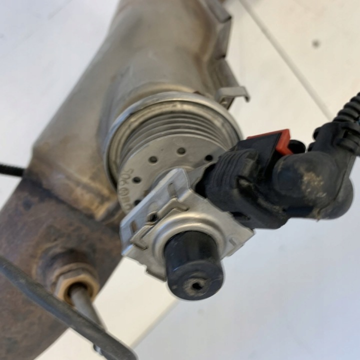 SILENCIEUX ÉCHAPPEMENT DROIT OU GAUCHE ACTIF MASERATI LEVANTE M161 3.0 V6 CRD 18R