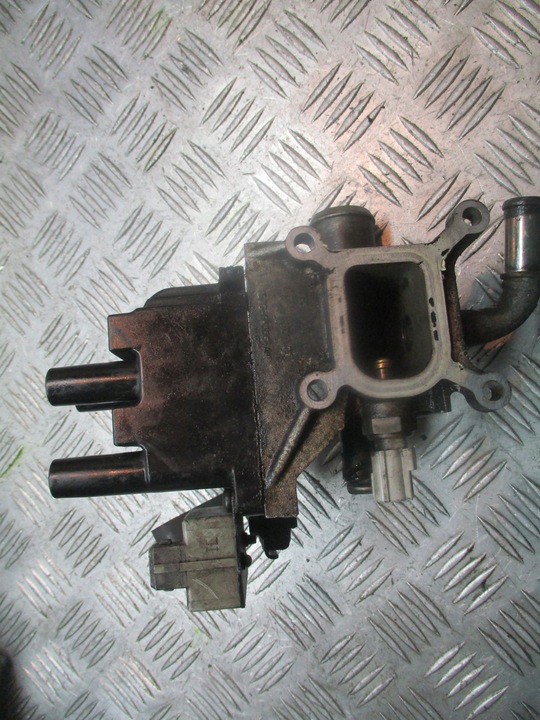 COIL IGNITION FORD MONDEO MK3 2.0 988F-12029-AB photo 3 - milautoparts-fr.ukrlive.com