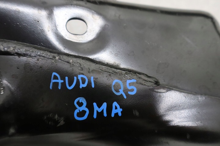 AUDI Q5 8MA505235K 8B3505315C CHÂSSIS CHÂSSIS POUTRE ARRIÈRE ARRIÈRE