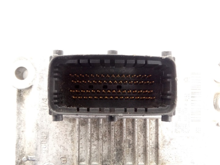ORDINATEUR FIAT PUNTO II 1.2 16V AUTOMATE 0261206982