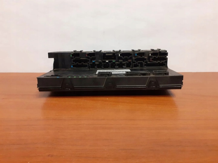 MERCEDES W211 BOÎTE FUSIBLES MODULE SAM 5DK008047
