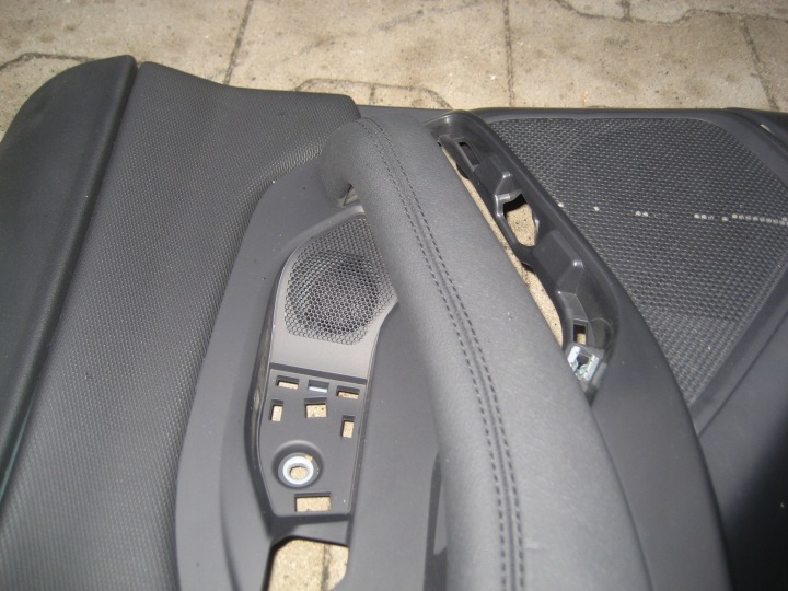 JAGUAR E PACE X540 GARNITURE PORTES ARRIÈRE GAUCHE CUIR