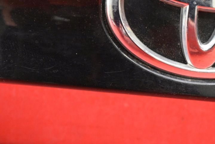 CACHE COUVERCLES DE COFFRE ARRIÈRE ARRIÈRE 209 76811-F4010 TOYOTA C-HR TOYOTA C-HR 1 I 16-20