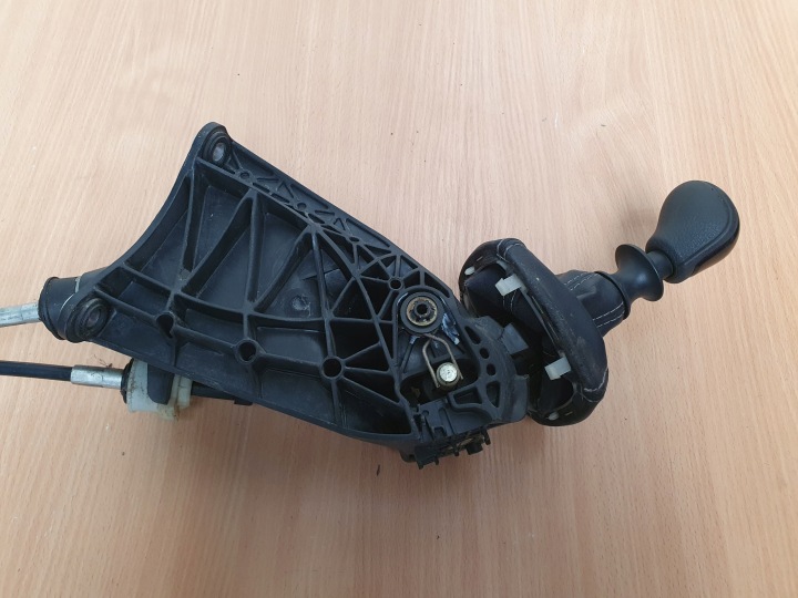 CRIC VITESSE CÂBLES MERCEDES VITO III W447 1.6 1.7 A4472602500 A4472601651