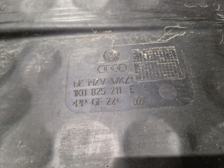 PROTECTION CHÂSSIS GAUCHE VW GOLF V HAYON 5D 1.6 B 03-09
