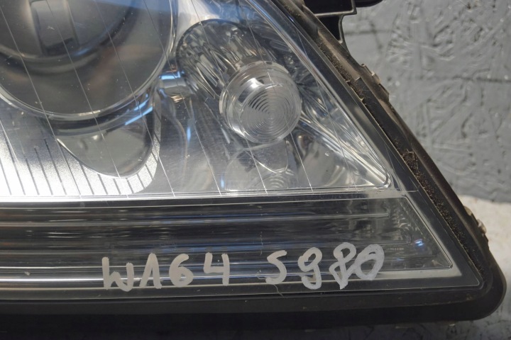 PHARE DROIT AVANT MERCEDES ML W164 S980
