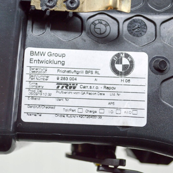 BMW I3 2019 BUSES GRILLES CONDUIT D'AIR TABLEAU DE BORD INSTRUMENTATION