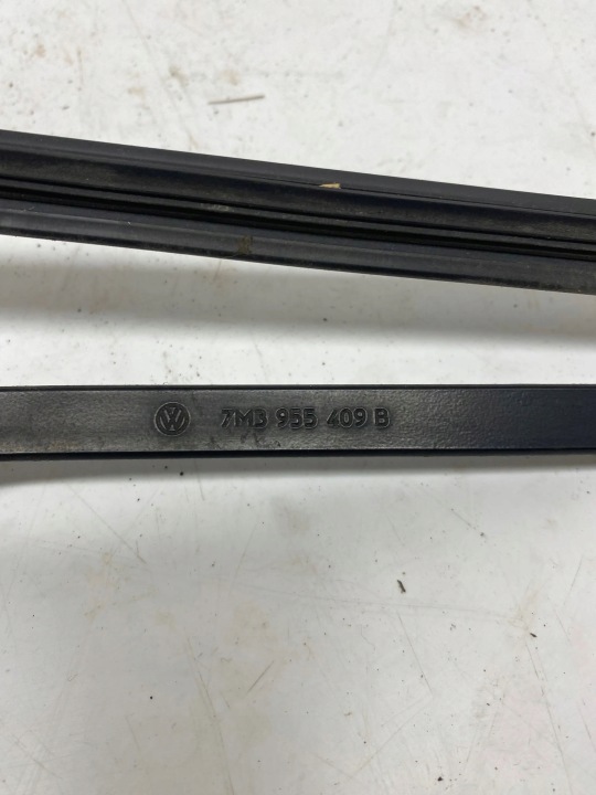 VOLKSWAGEN SHARAN 2003 BRAS ESSUIE-GLACES VITRES AVANT AVANT