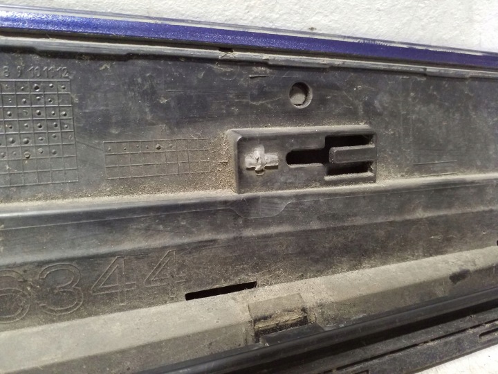 AUDI Q5 SQ5 8R MOULURE PORTES AVANT GAUCHE CÔTÉ 8R0853959B