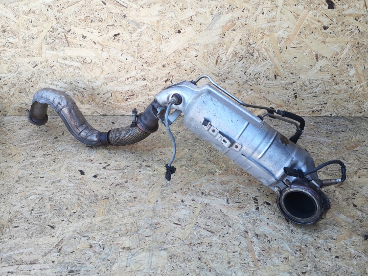 DS3 CROSSBACK CORSA F 1.2 THP CATALYSEUR FAP 30TYSKM