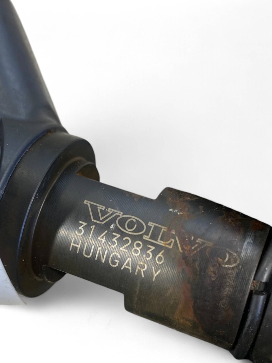 VOLVO XC60 INJECTEUR CARBURANTS 31432836