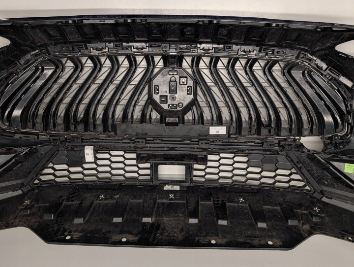 PARE-CHOCS AVANT MG HS LIFT 2020-2023