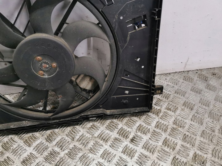MERCEDES-BENZ A W169 2008 VENTILATEUR RADIATEUR 0130307009