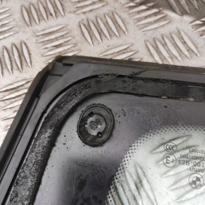 VITRE GAUCHE ARRIÈRE BMW X1 (F48) 7349647 33912163 2.0L 141KW 2019