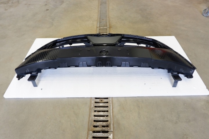 GRILLE PARE-CHOCS CENTRALE TOYOTA YARIS (_P21_) 53111K0020 1.5L HYBRID 85KW