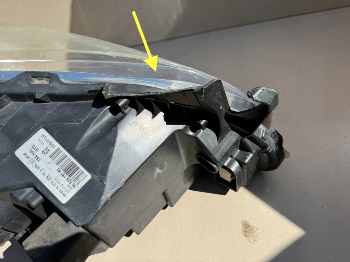 PEUGEOT 3008 5008 I 1 09-13R PHARE GAUCHE AVANT GAUCHE AVANT 9682519180