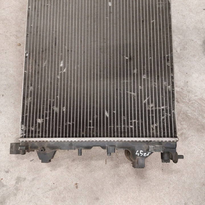 FIAT CROMA OPEL VECTRA C SAAB 93 1,9D RADIATEUR EAU 879738E