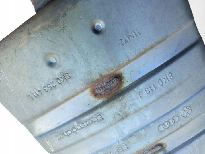 SILENCIEUX AUDI A6 (4F2, C6) 8K0119J 2.0L GASOLINE 2012